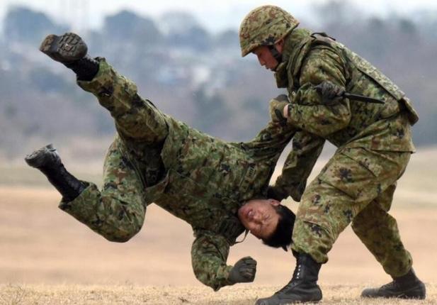 日本士兵vs中国视频